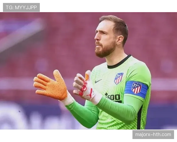 奥布拉克奋战伤病逆境，表现稳健继续为球队撑起心脏防线