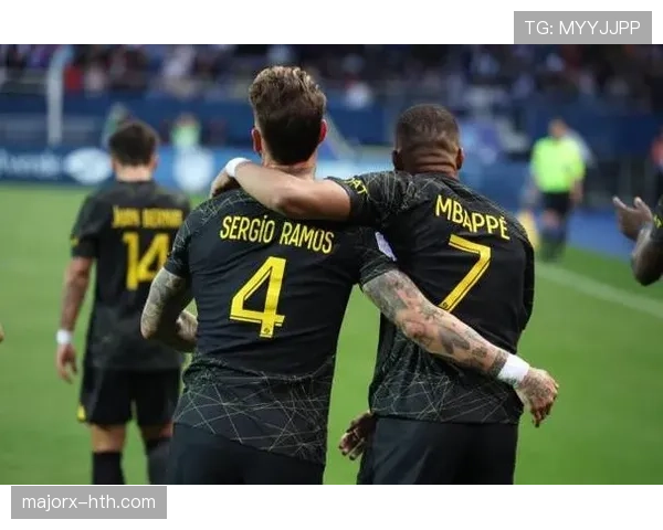 拉莫斯 vs 特里:领袖型中卫谁更强 拉莫斯 vs 特里:领袖型中卫谁更强