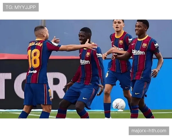 巴萨进攻结构失去纵深与变化，近期表现波动对整体战术稳定性带来考验