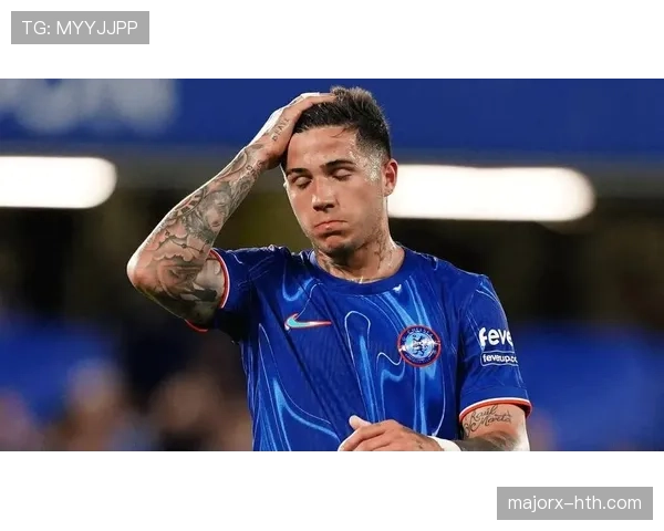 恩佐 vs 布鲁诺·费尔南德斯:中场组织与进攻参与度对比 恩佐 vs 布鲁诺·费尔南德斯:中场组织与进攻参与度对比